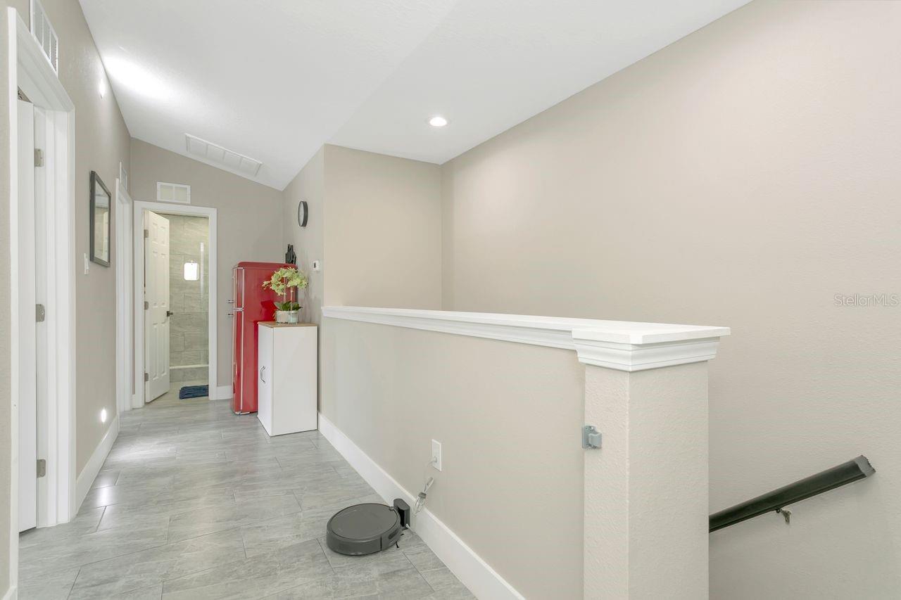 501 STONE BRIAR DR