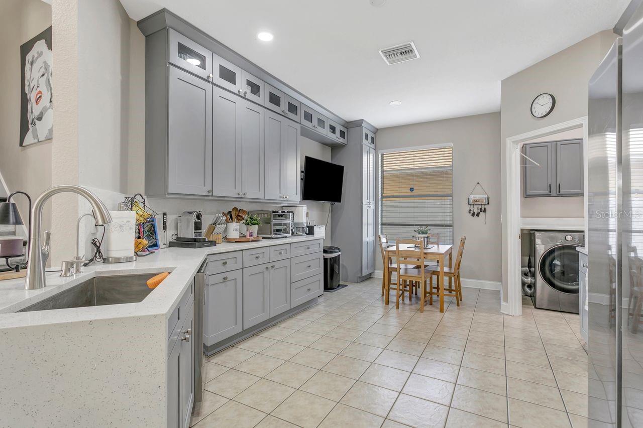 501 STONE BRIAR DR