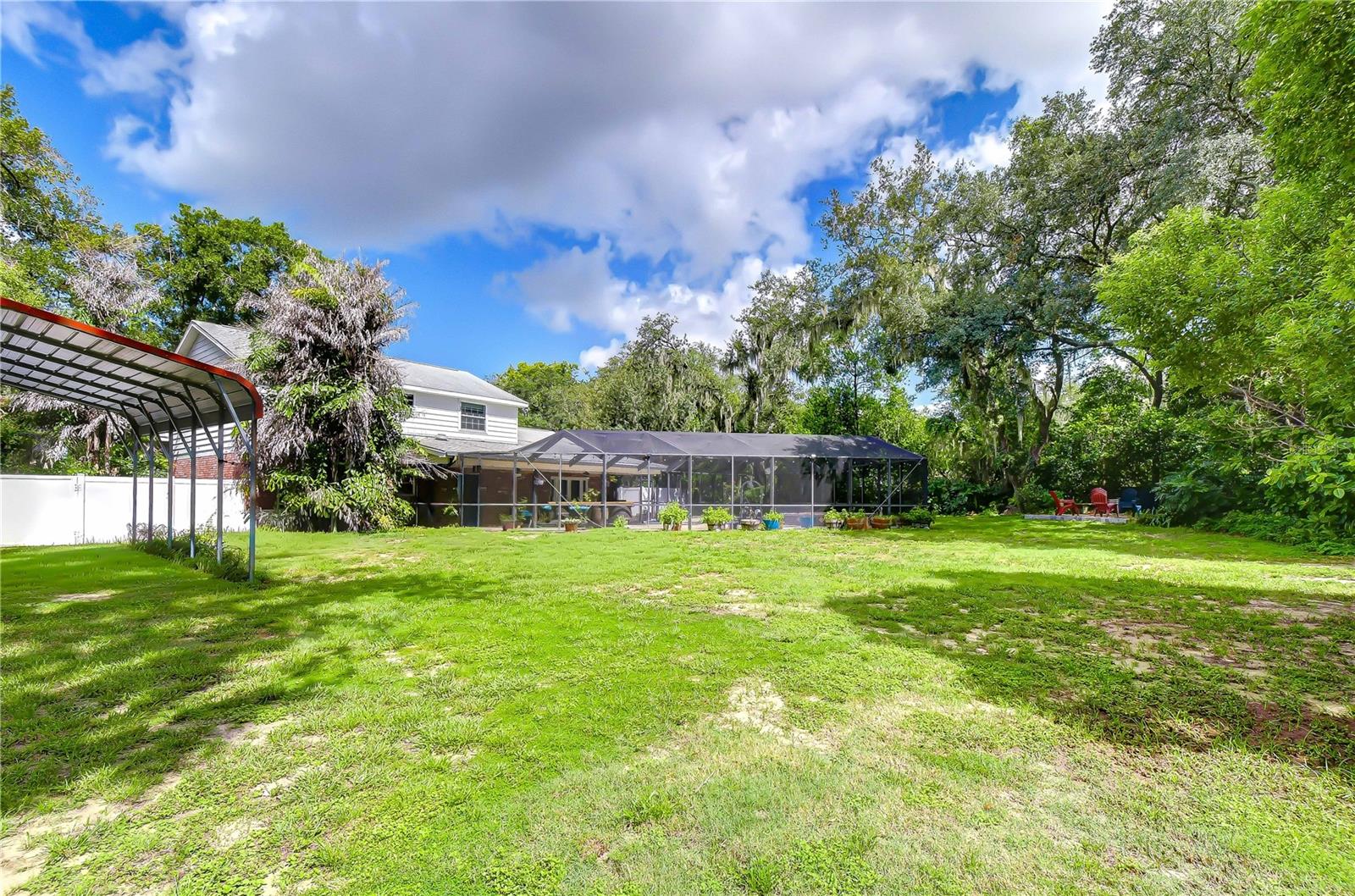 901 WOODVIEW DR