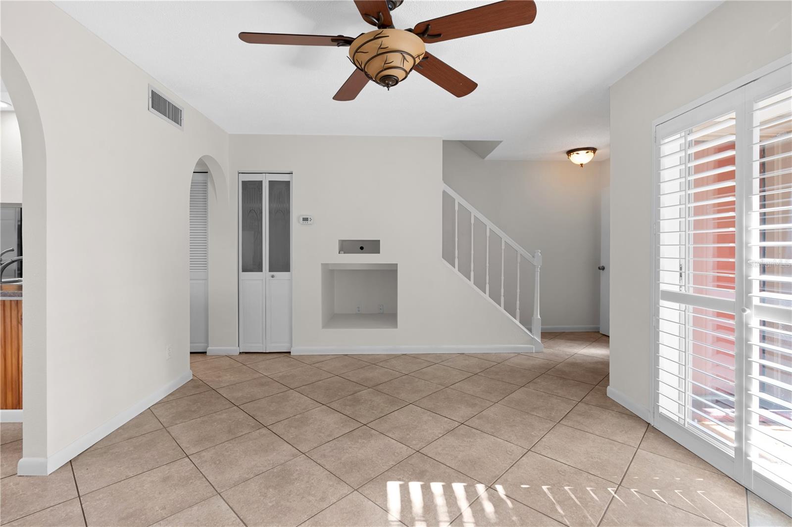 903 BUCK CT