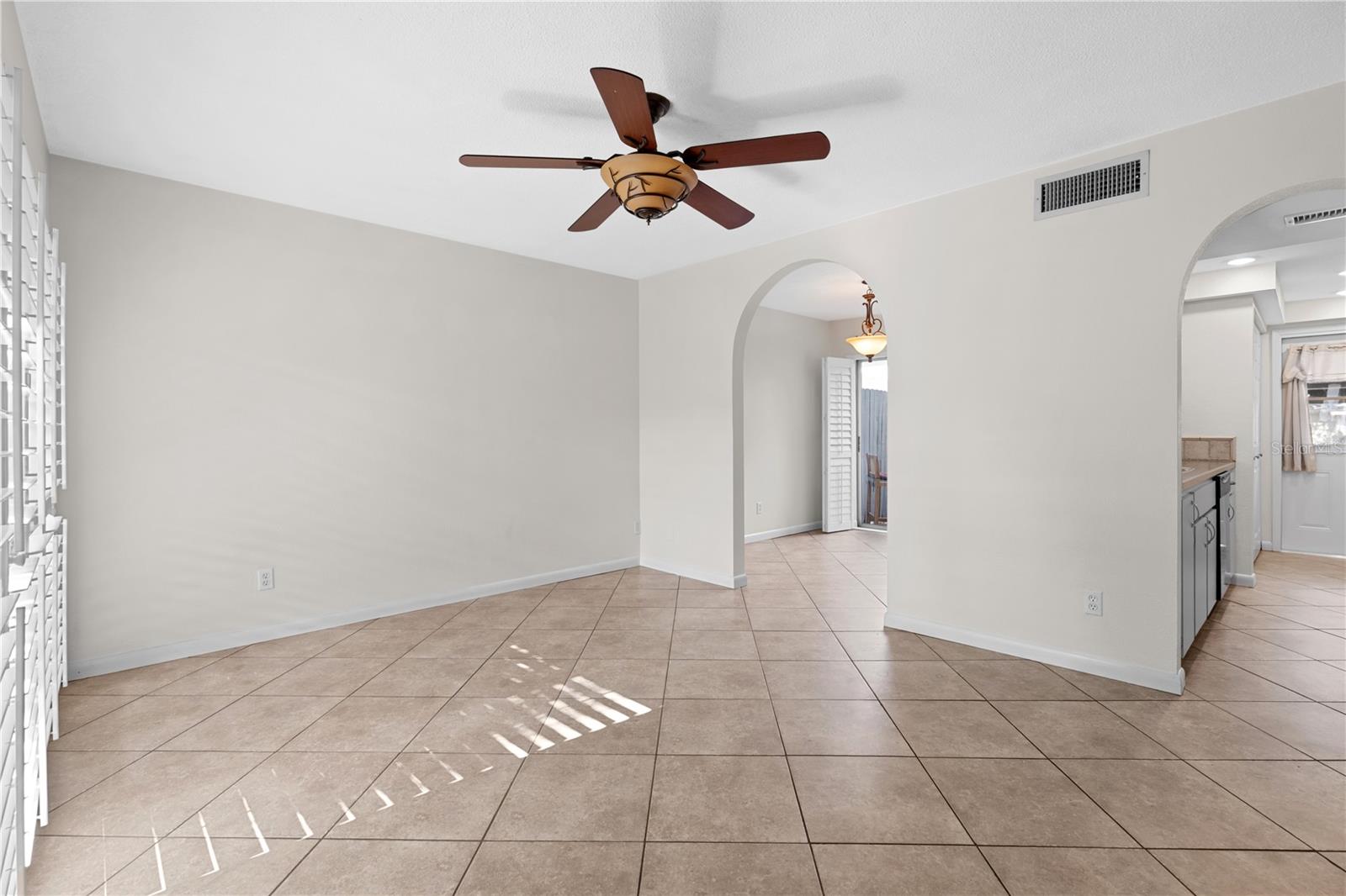 903 BUCK CT