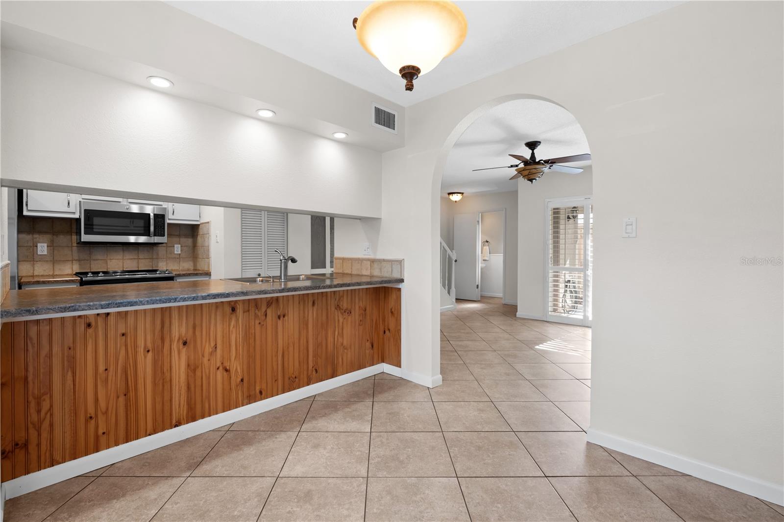 903 BUCK CT