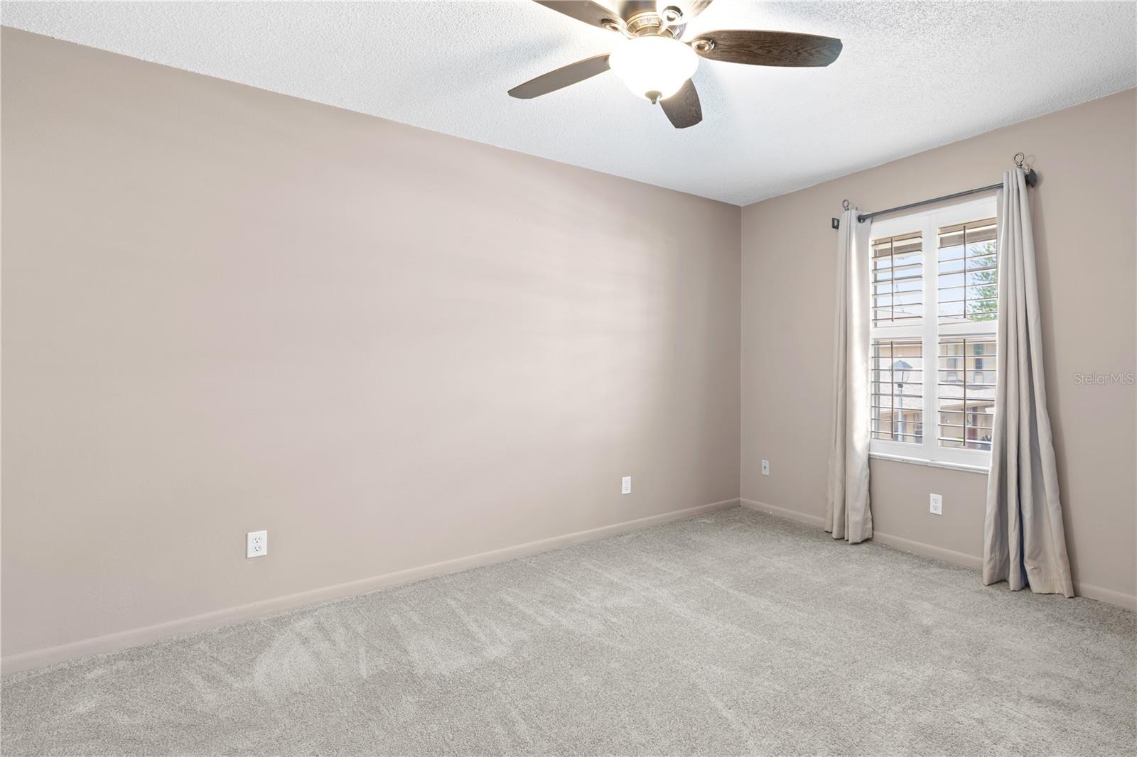 903 BUCK CT