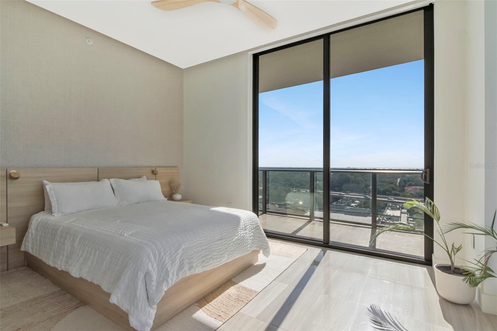 3101 BAYSHORE BLVD #1001