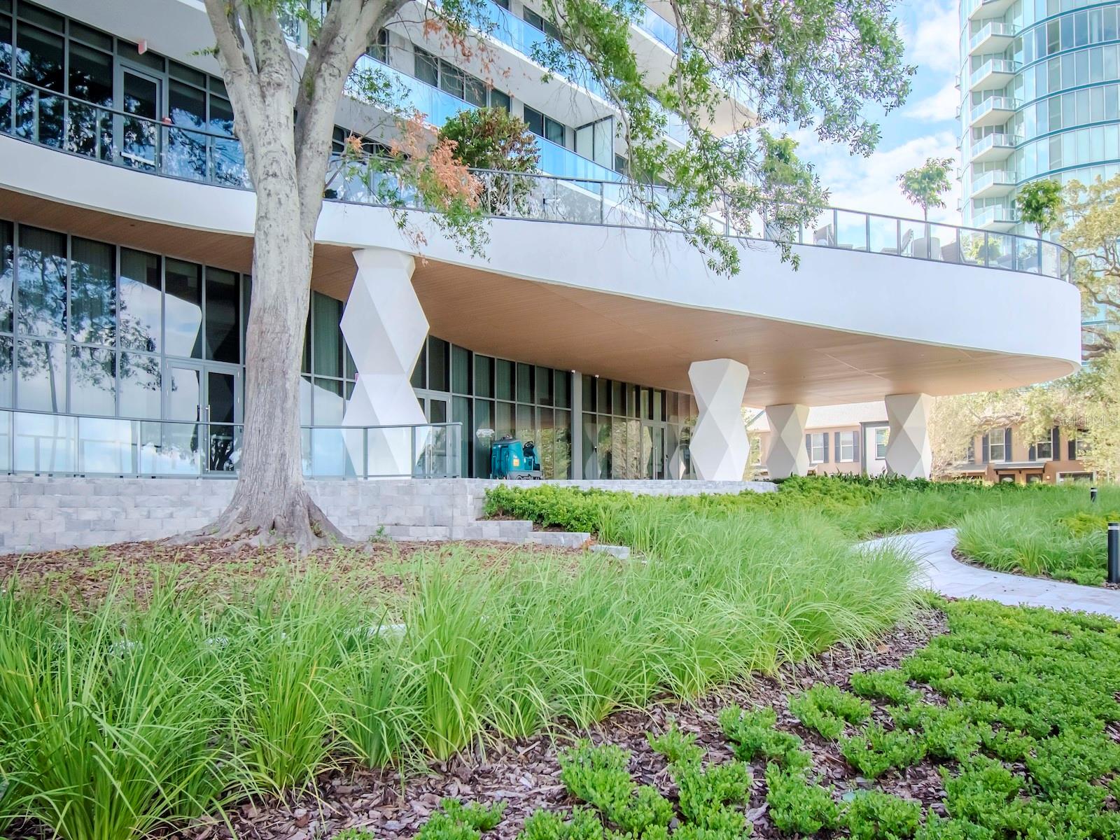 3101 BAYSHORE BLVD #1001
