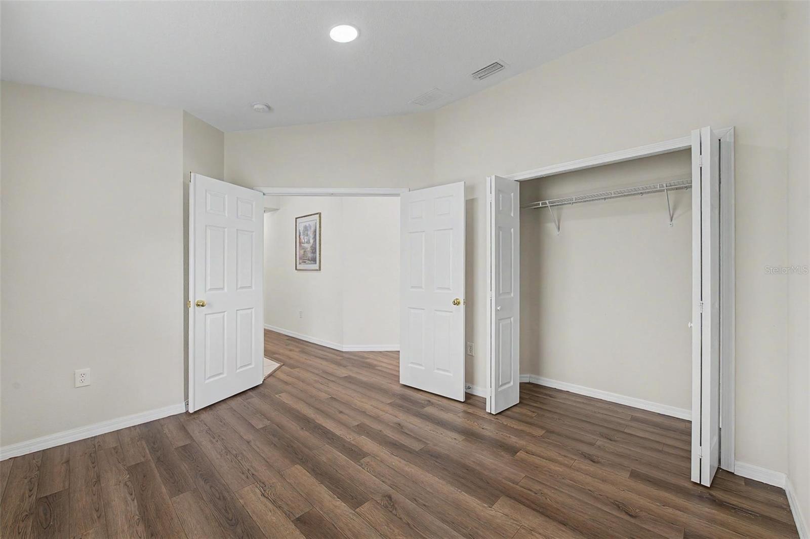 7838 CARRIAGE POINTE DR