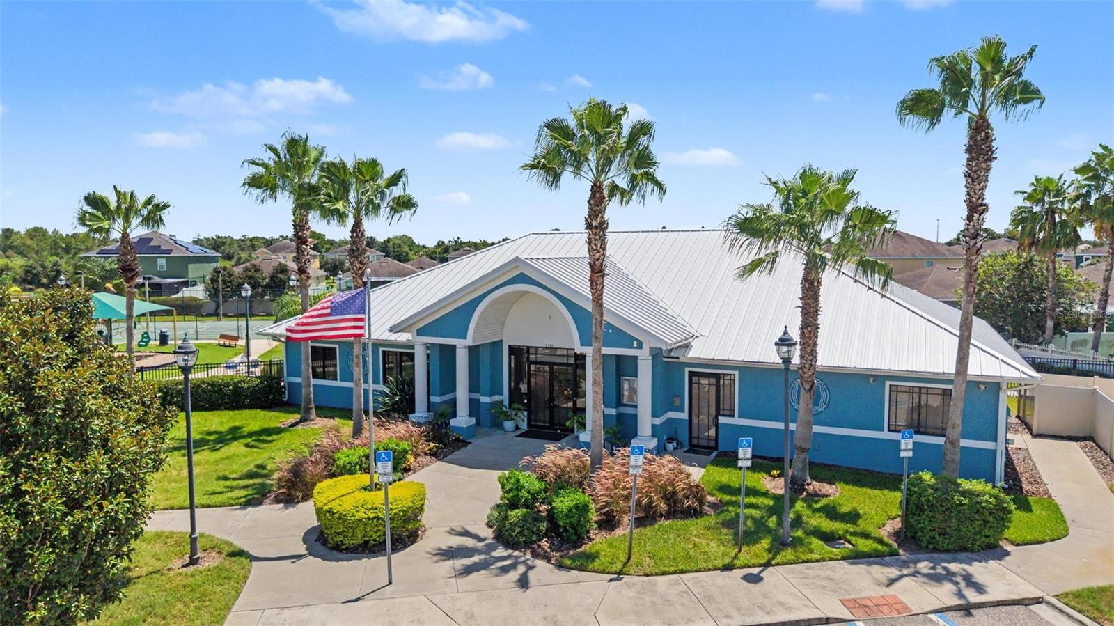 7838 CARRIAGE POINTE DR
