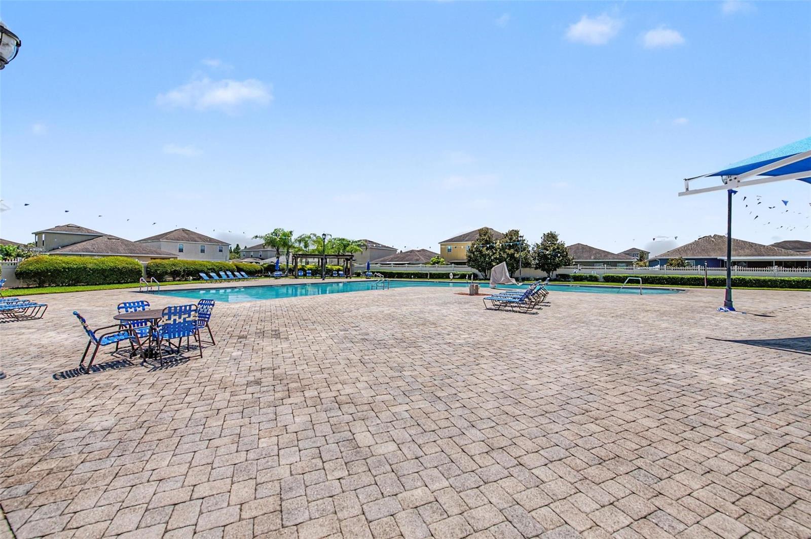 7838 CARRIAGE POINTE DR