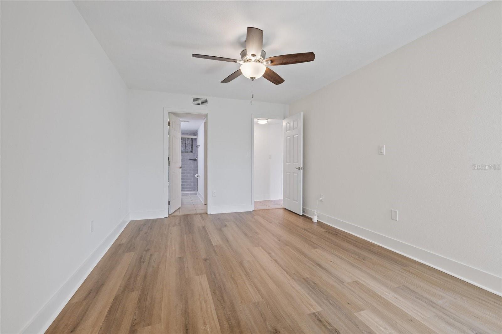5154 TURQUOISE LN #106