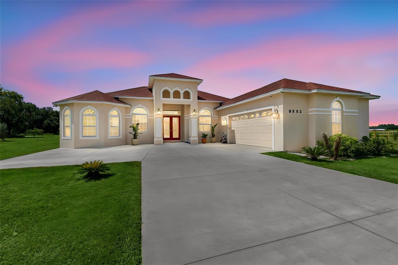8552 BRANDING IRON TRL