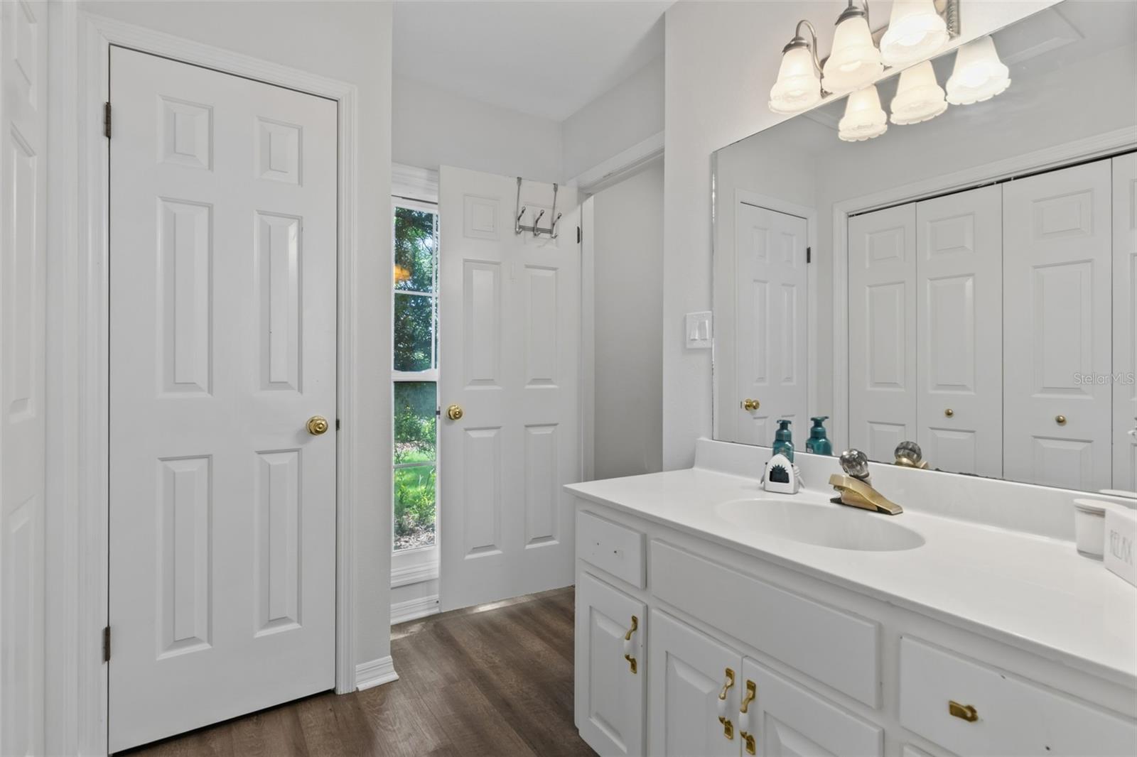 4603 DOGWOOD HILLS CT