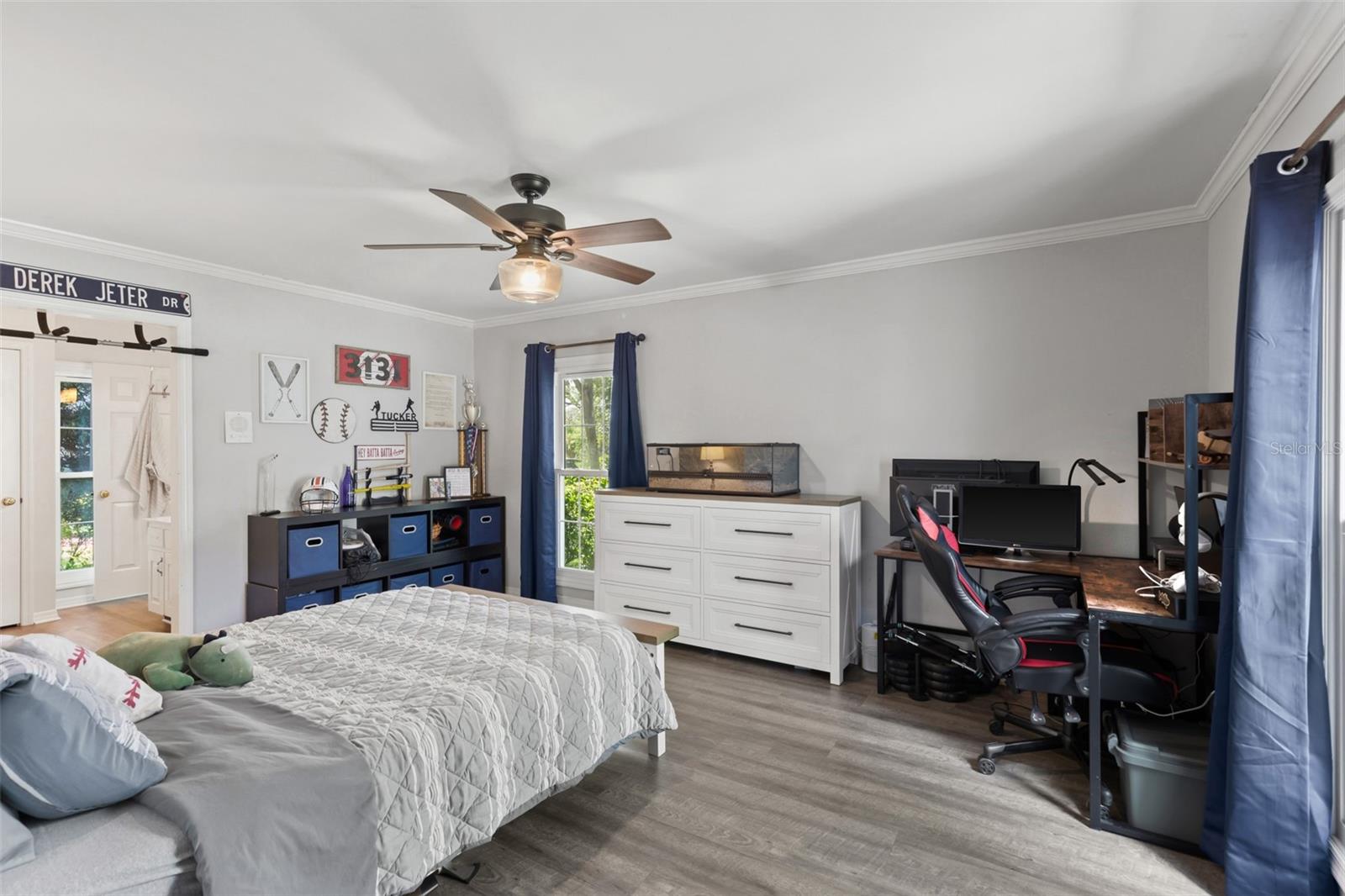 4603 DOGWOOD HILLS CT