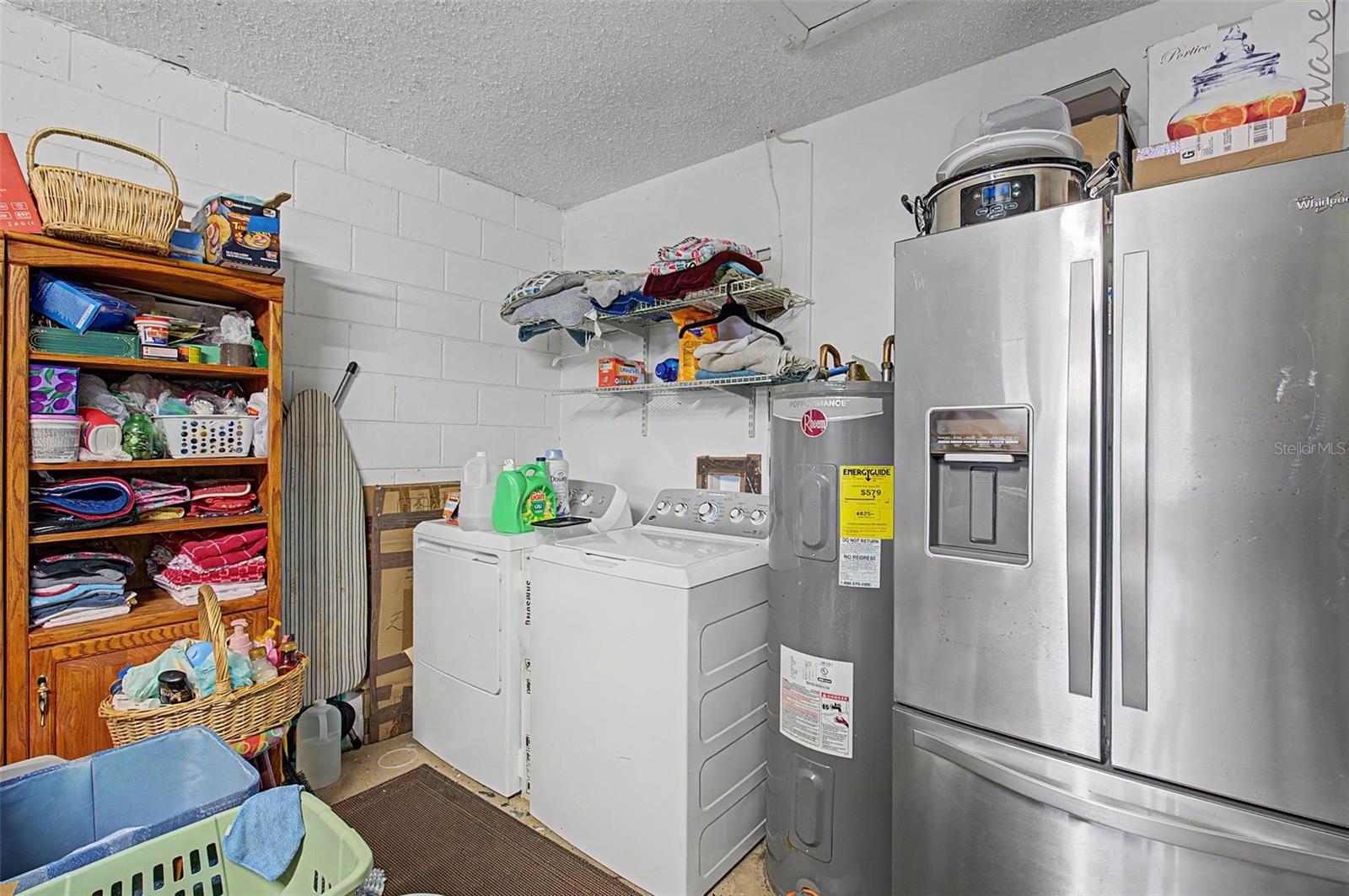 1004 COOLWOOD PL