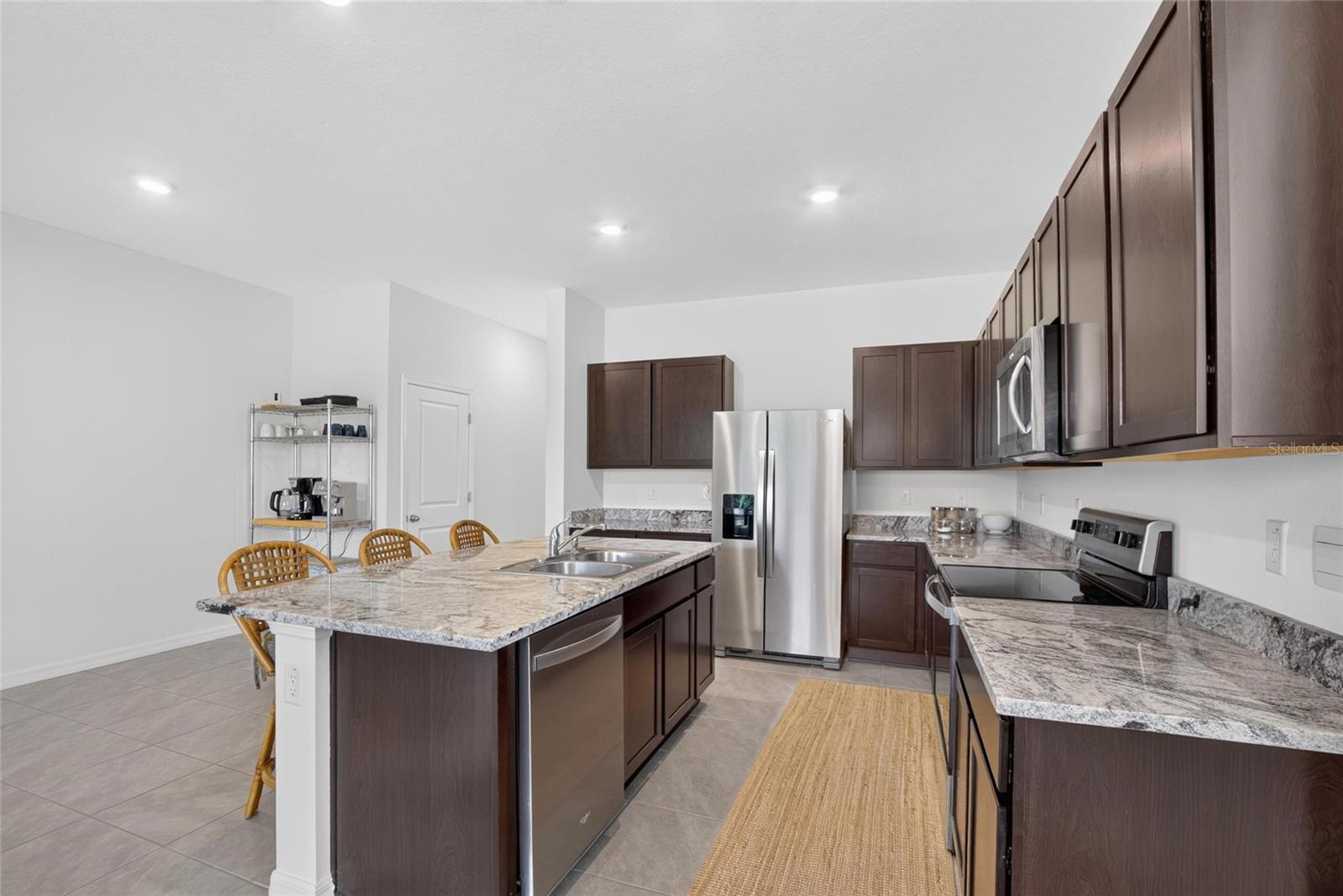3816 SUNFLOWER FIELD PL