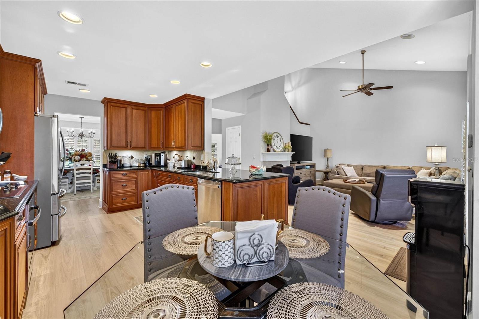 7217 RIDGEPORT DR