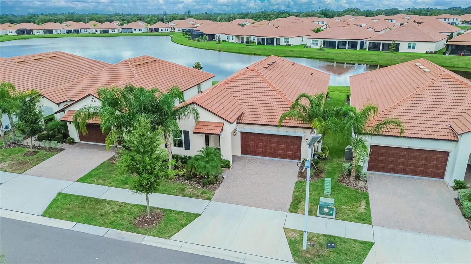5513 LITTLE PATH DR