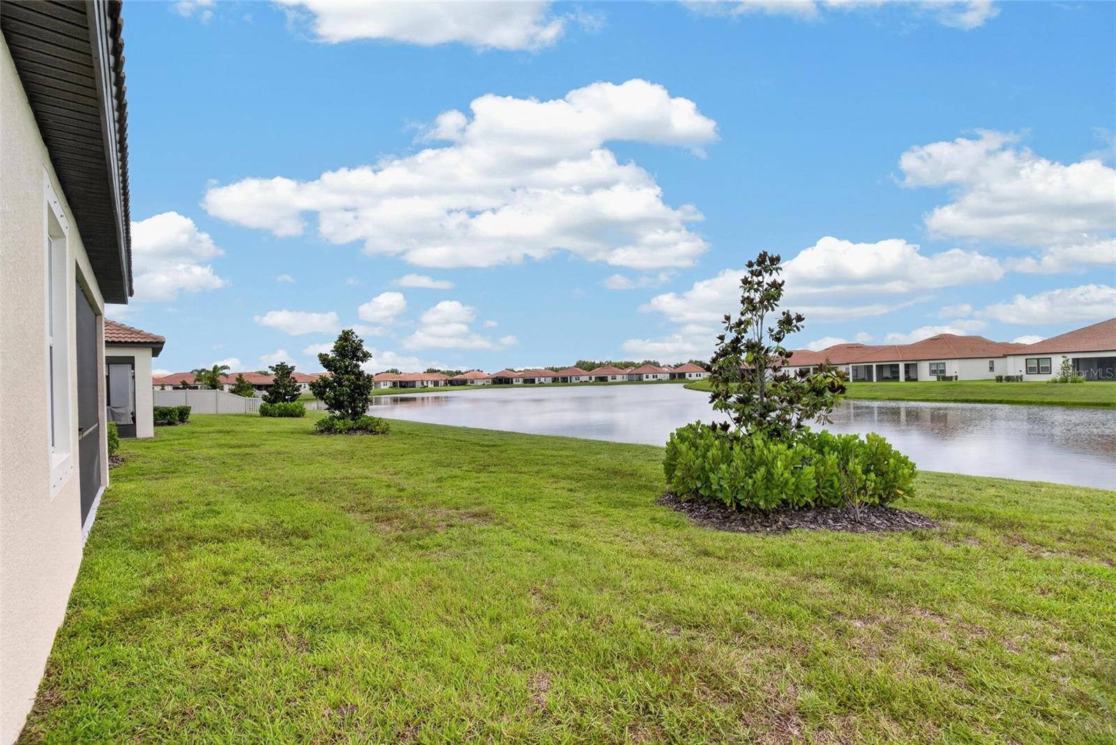 5513 LITTLE PATH DR