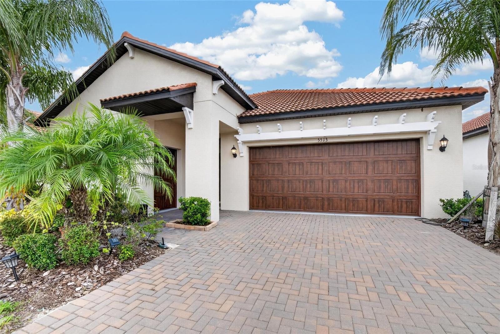 5513 LITTLE PATH DR