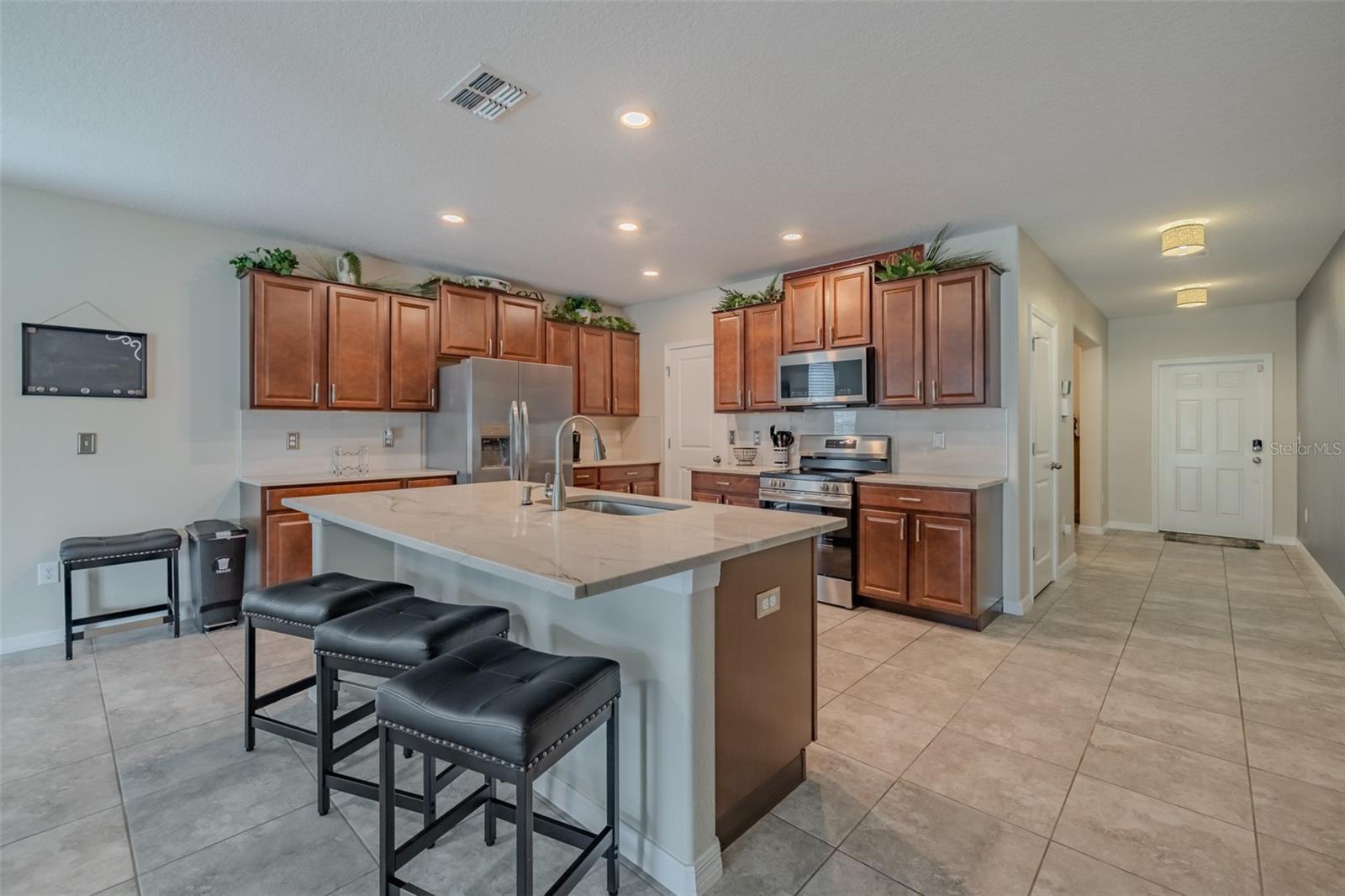16712 MYRTLE SAND DR