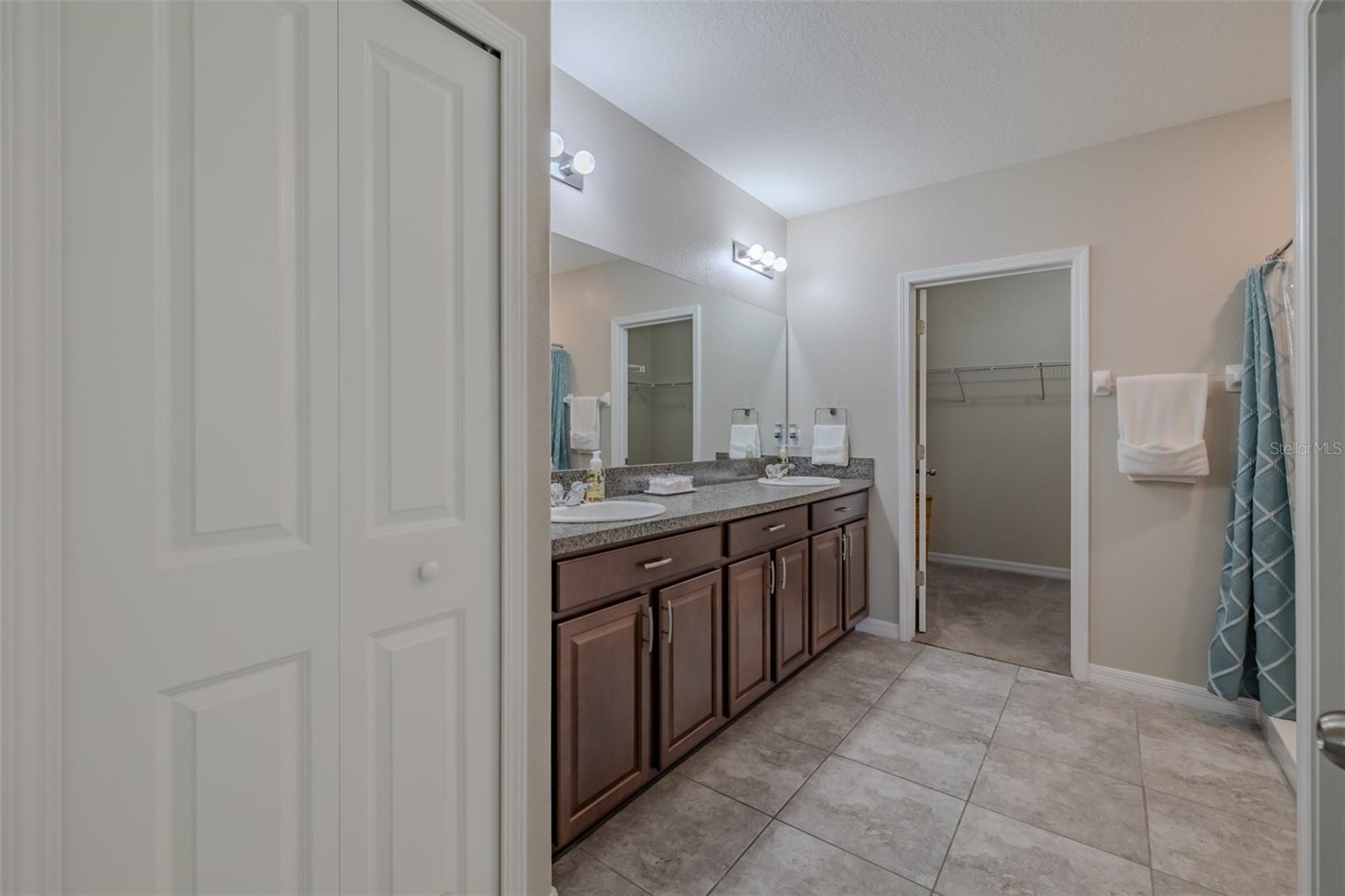 16712 MYRTLE SAND DR