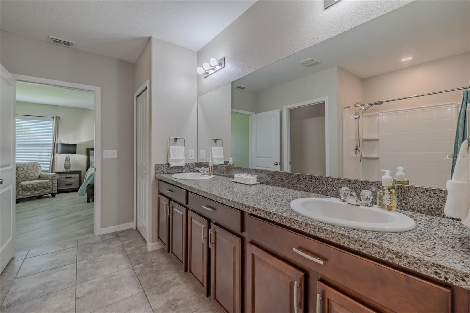 16712 MYRTLE SAND DR