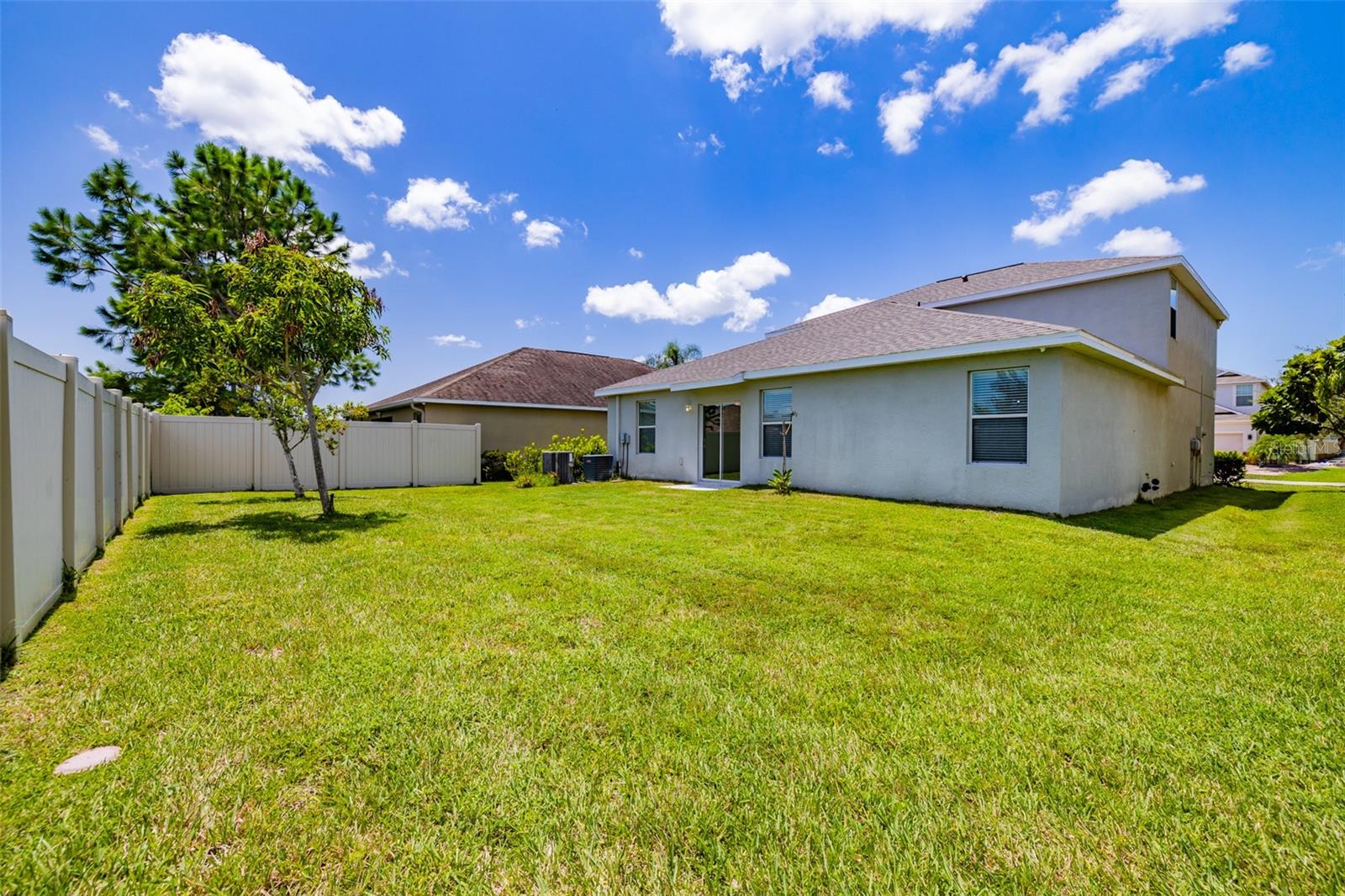 16712 MYRTLE SAND DR