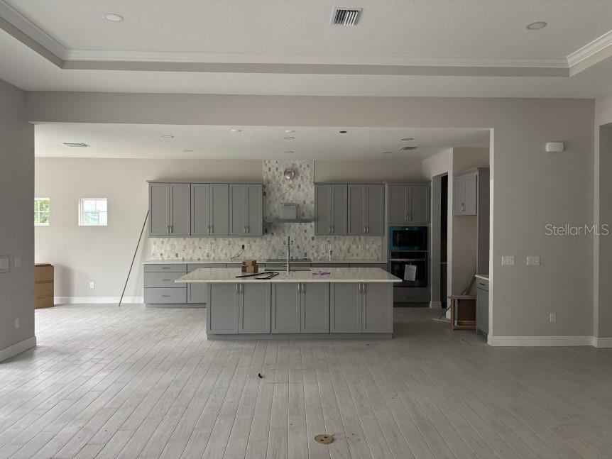 10762 APALACHICOLA DR