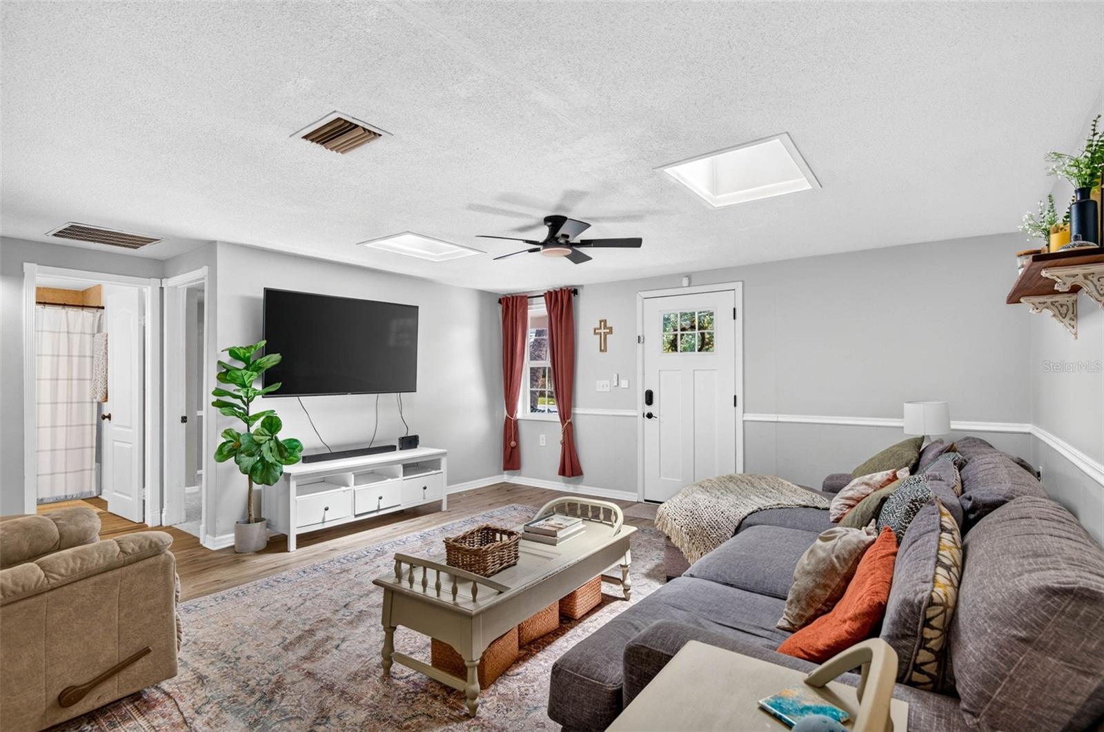 7235 ASTOR DR