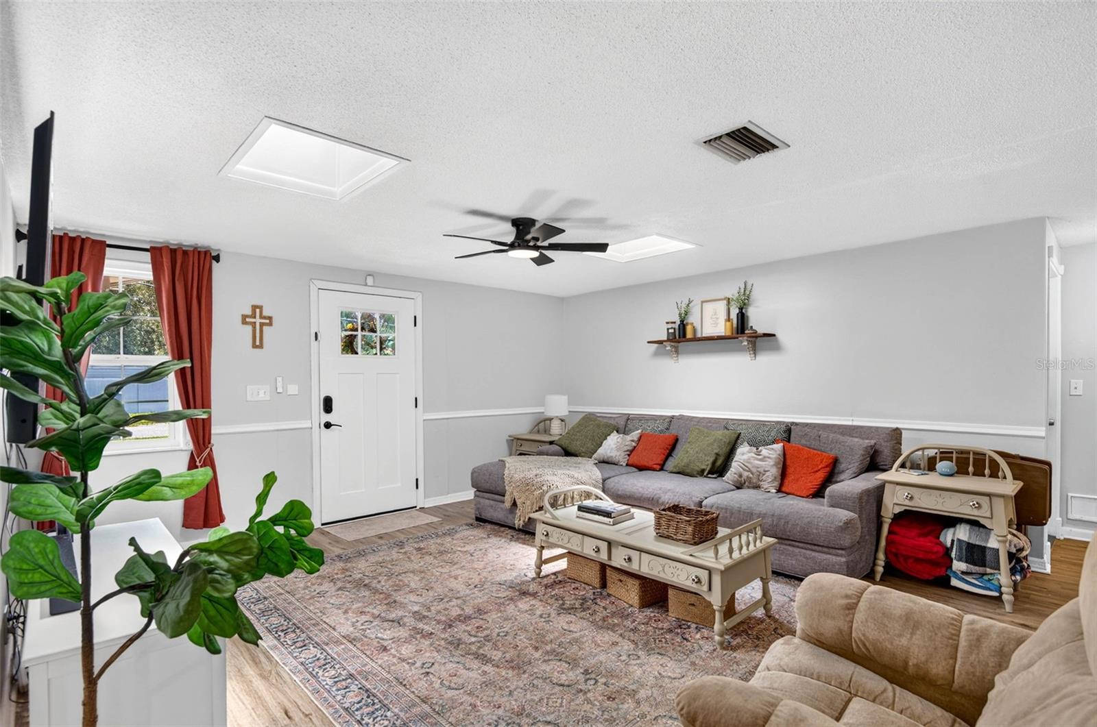 7235 ASTOR DR