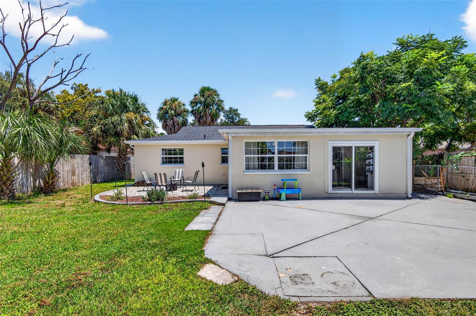 7235 ASTOR DR