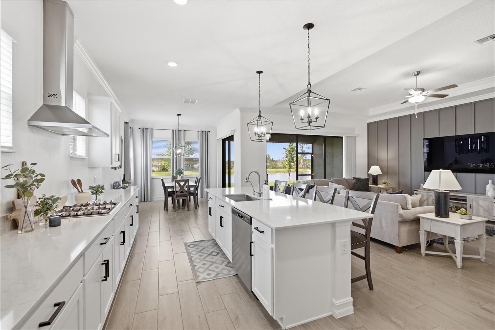 8908 LITTLE BLUESTEM DR