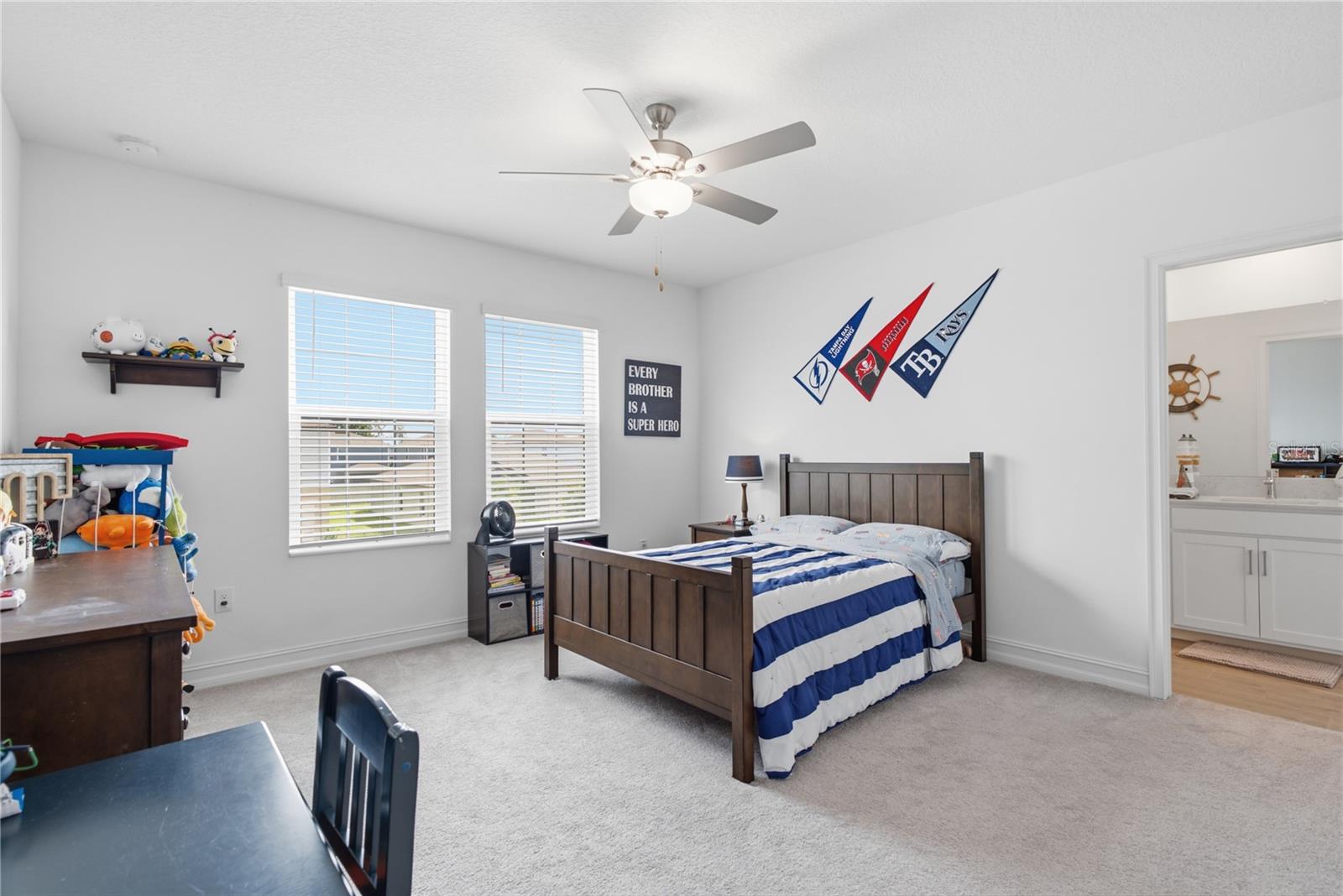 8908 LITTLE BLUESTEM DR