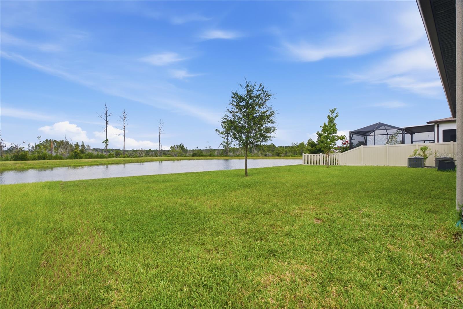 8908 LITTLE BLUESTEM DR