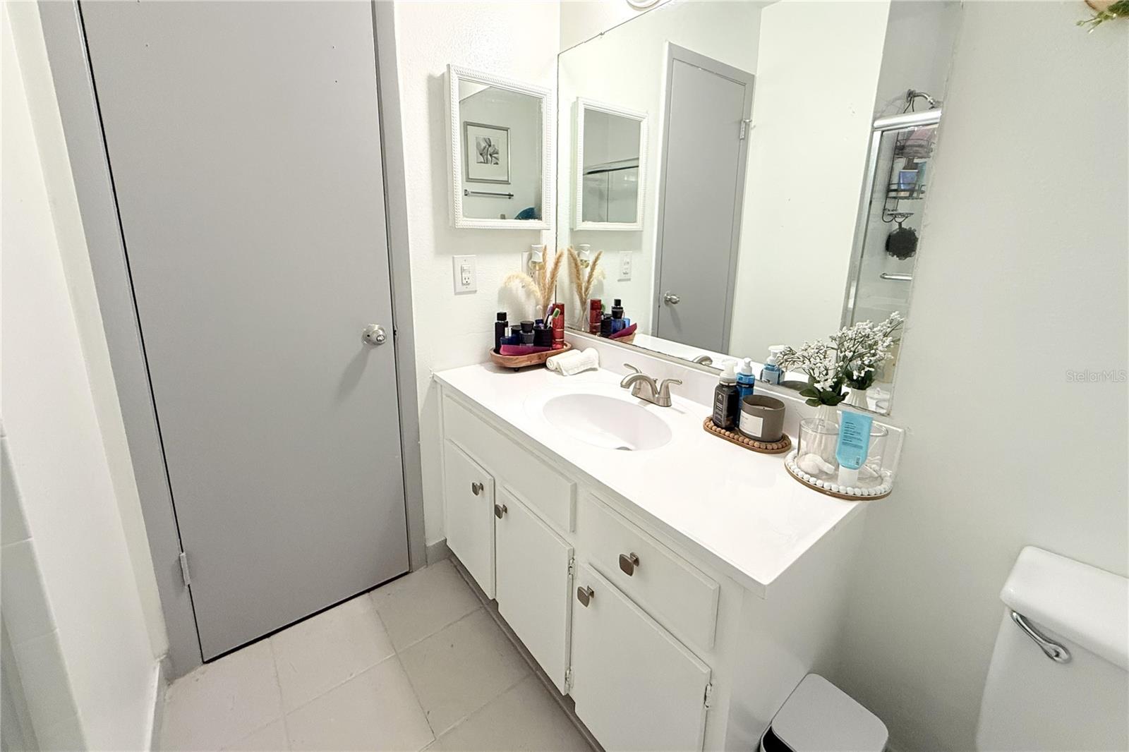 3408 OAK TRAIL CT