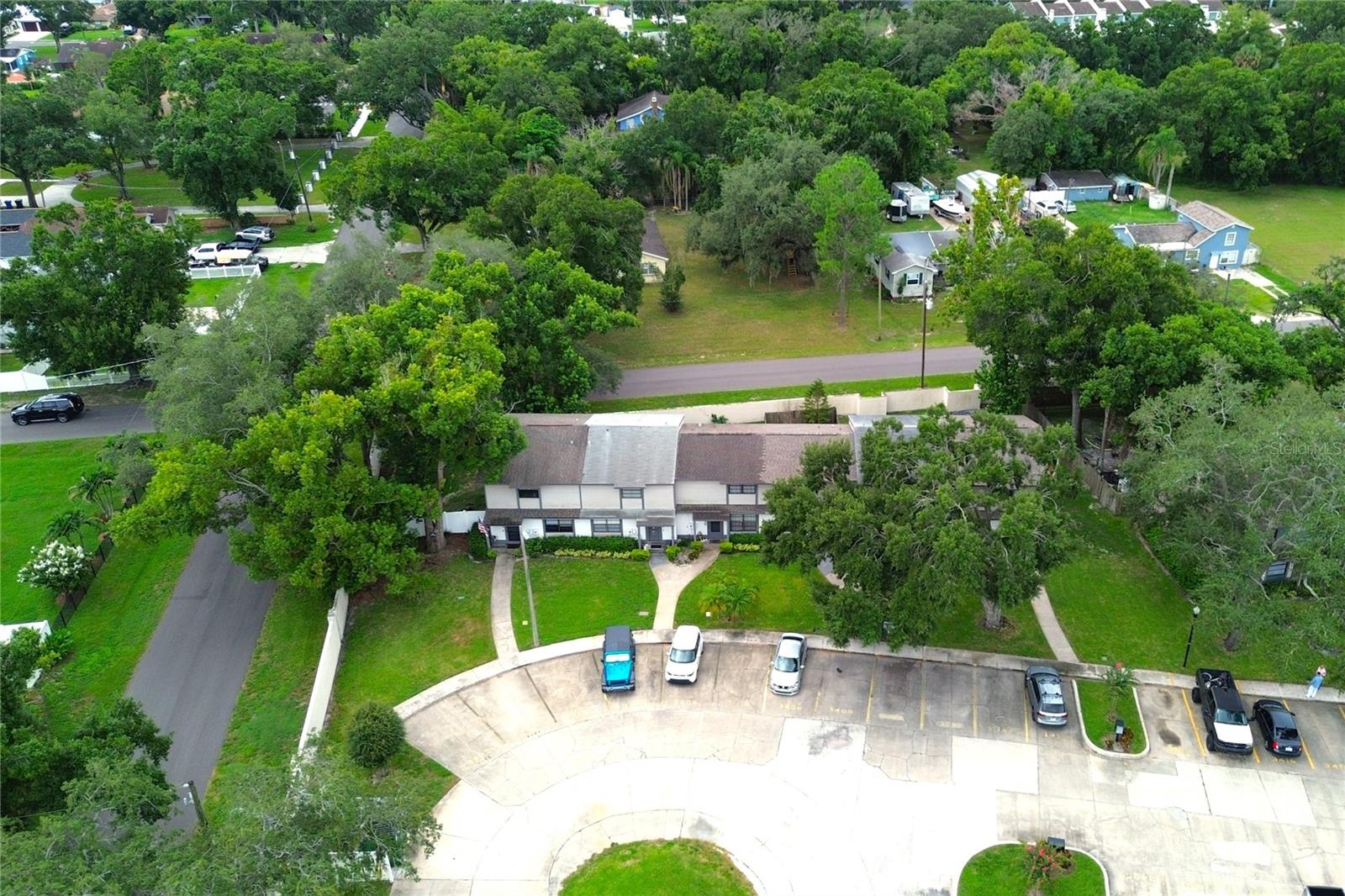 3408 OAK TRAIL CT