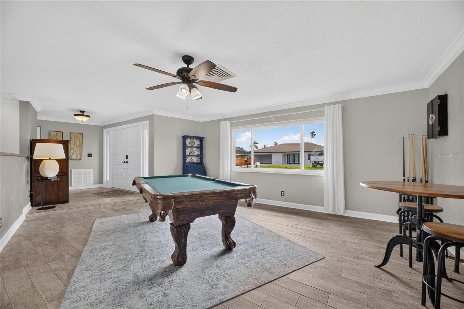6314 WISTERIA LN