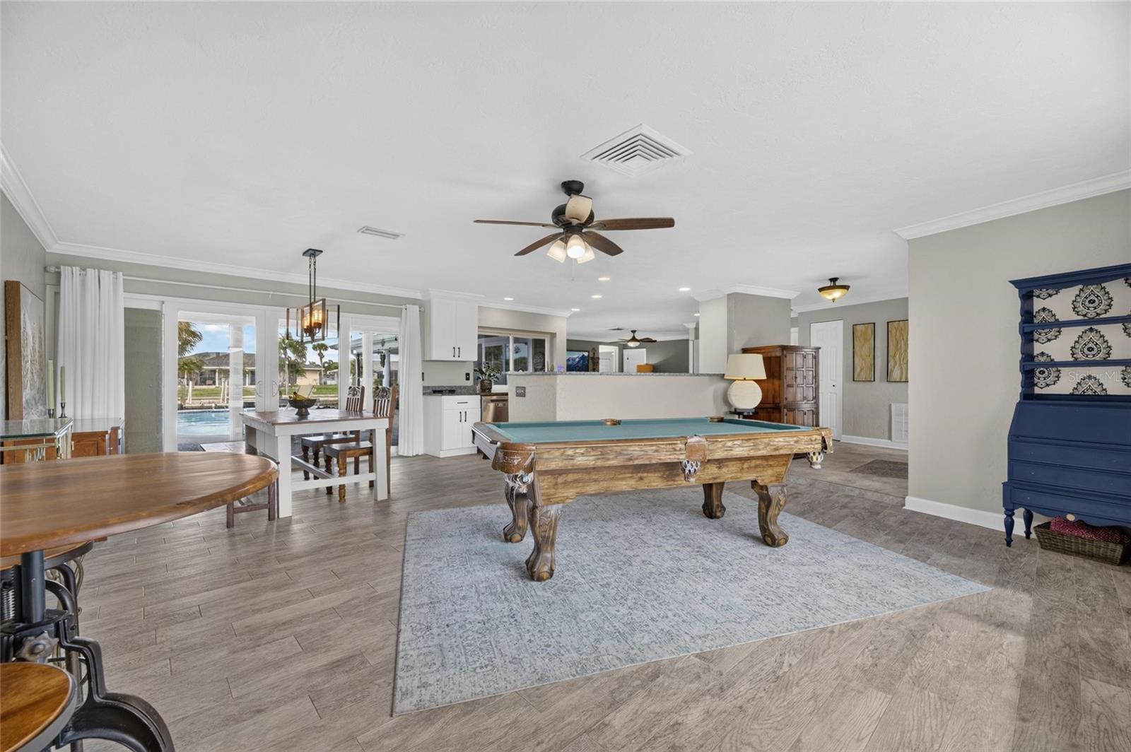 6314 WISTERIA LN