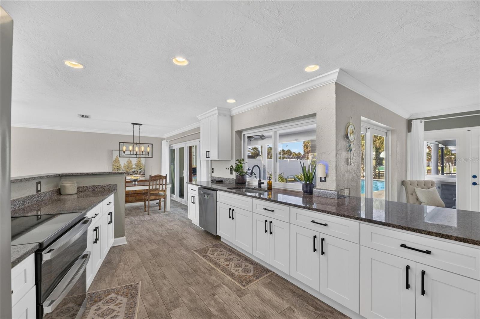 6314 WISTERIA LN