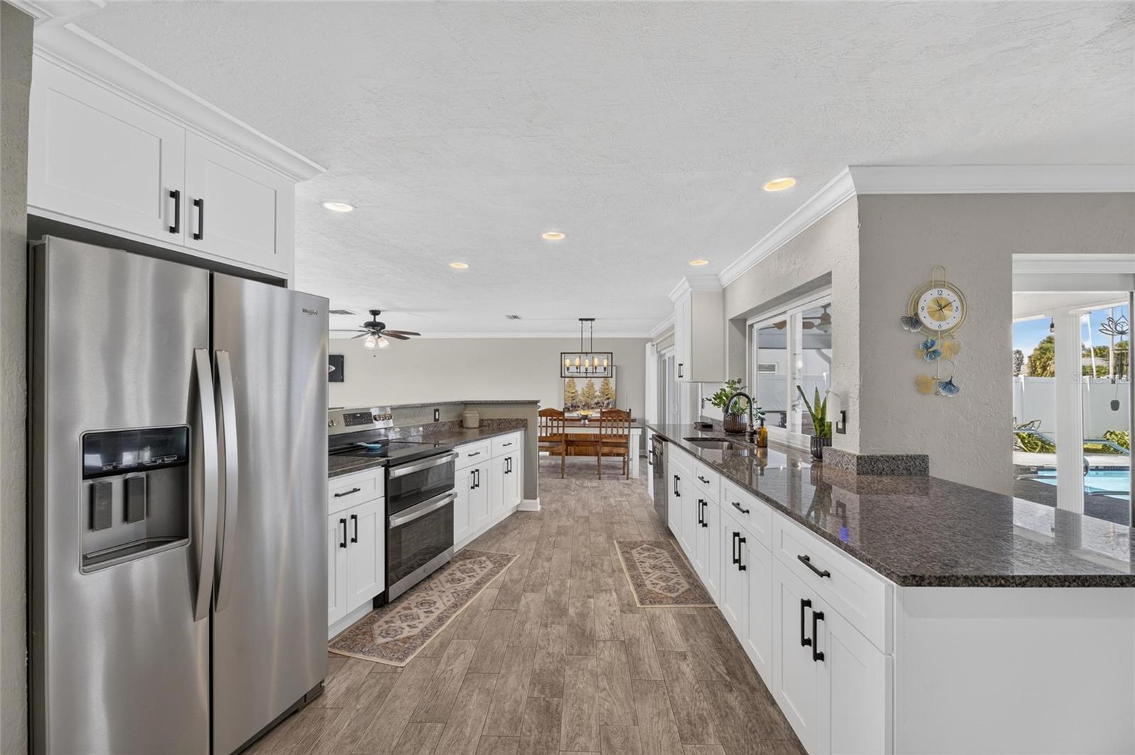6314 WISTERIA LN