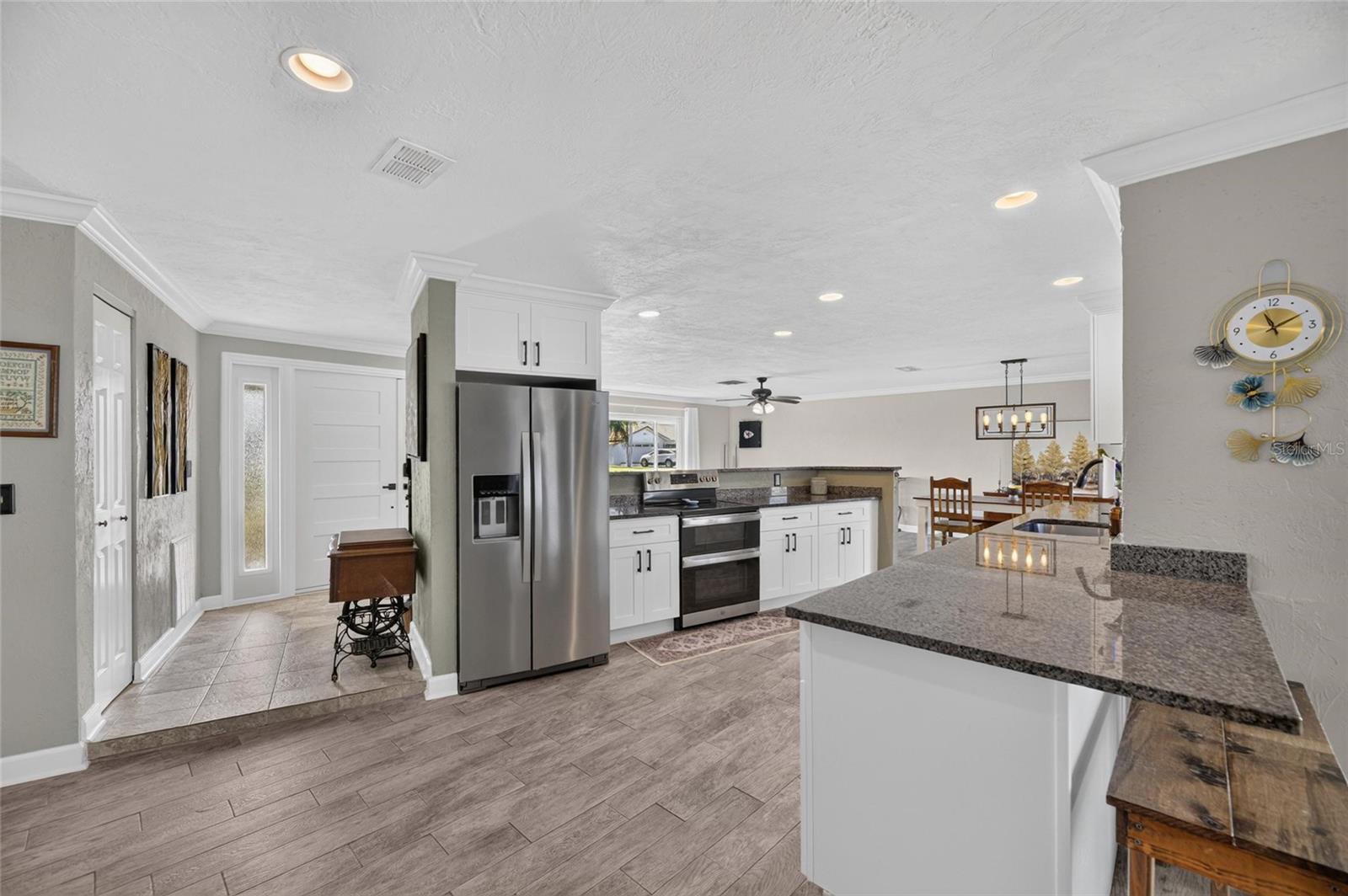 6314 WISTERIA LN