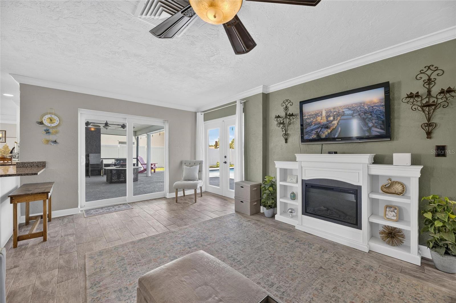 6314 WISTERIA LN