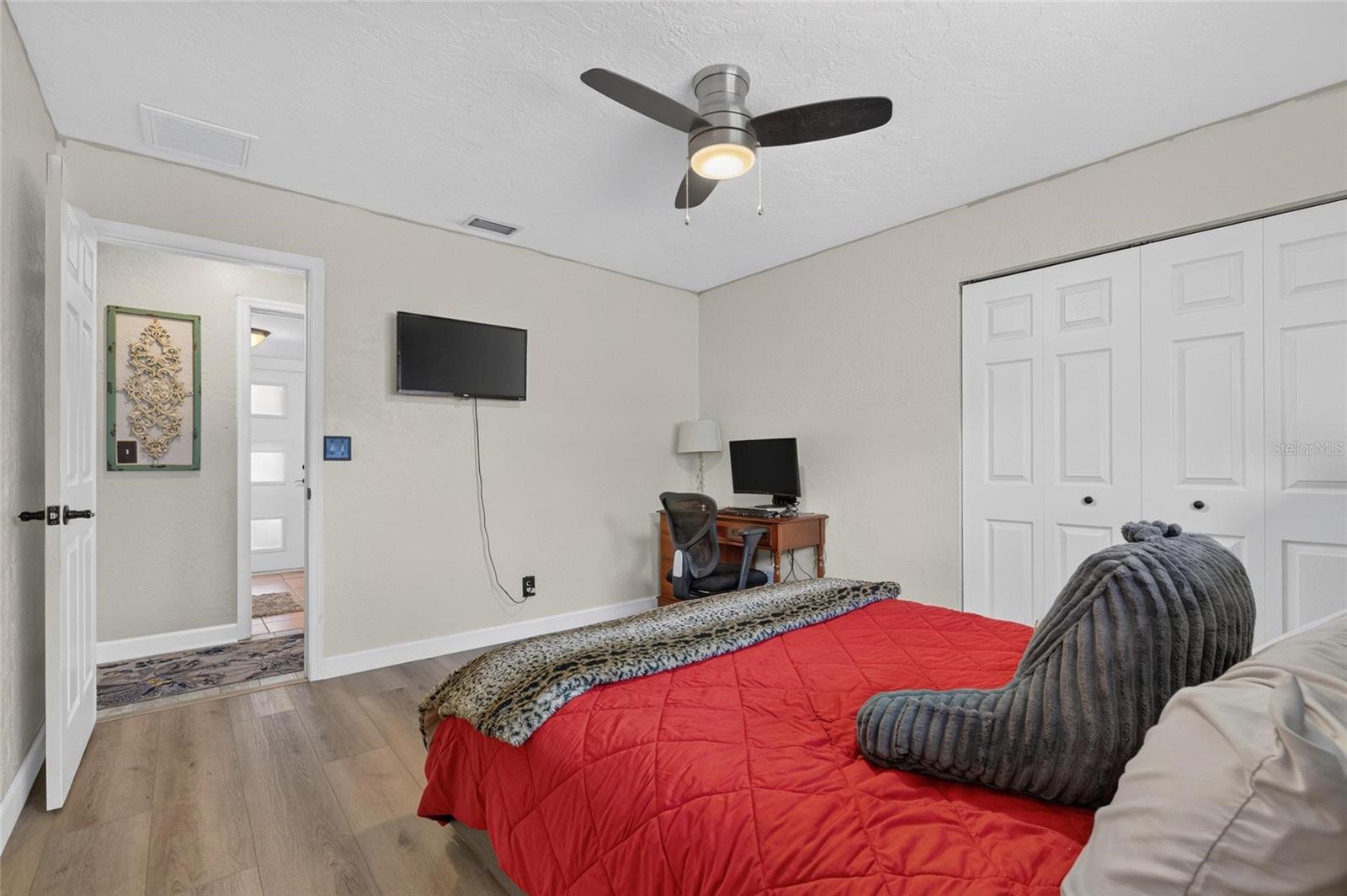 6314 WISTERIA LN