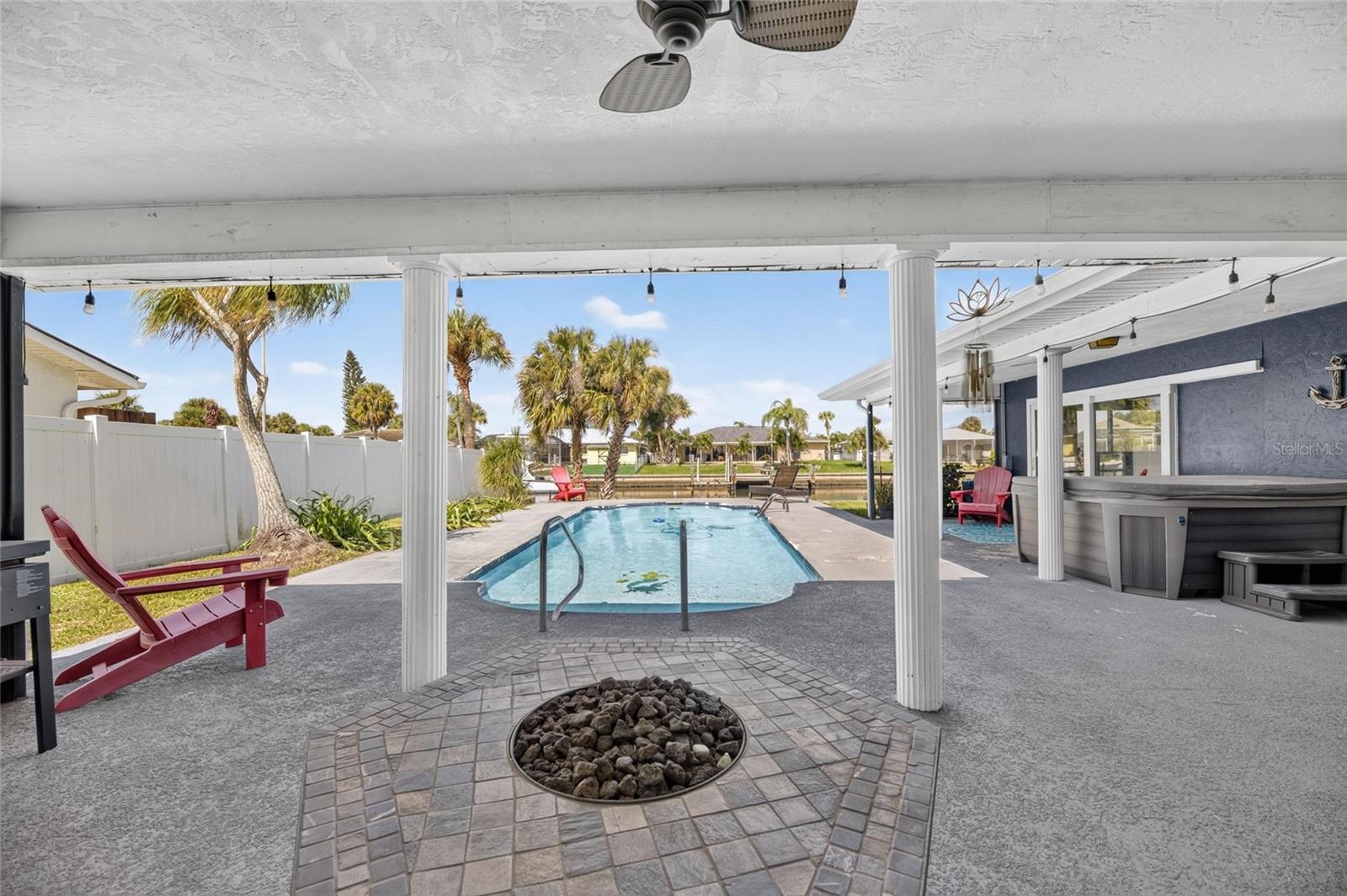 6314 WISTERIA LN