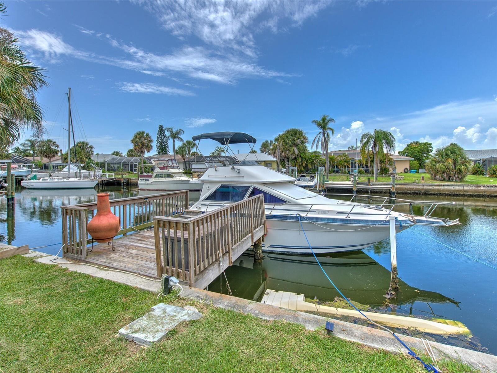 6314 WISTERIA LN