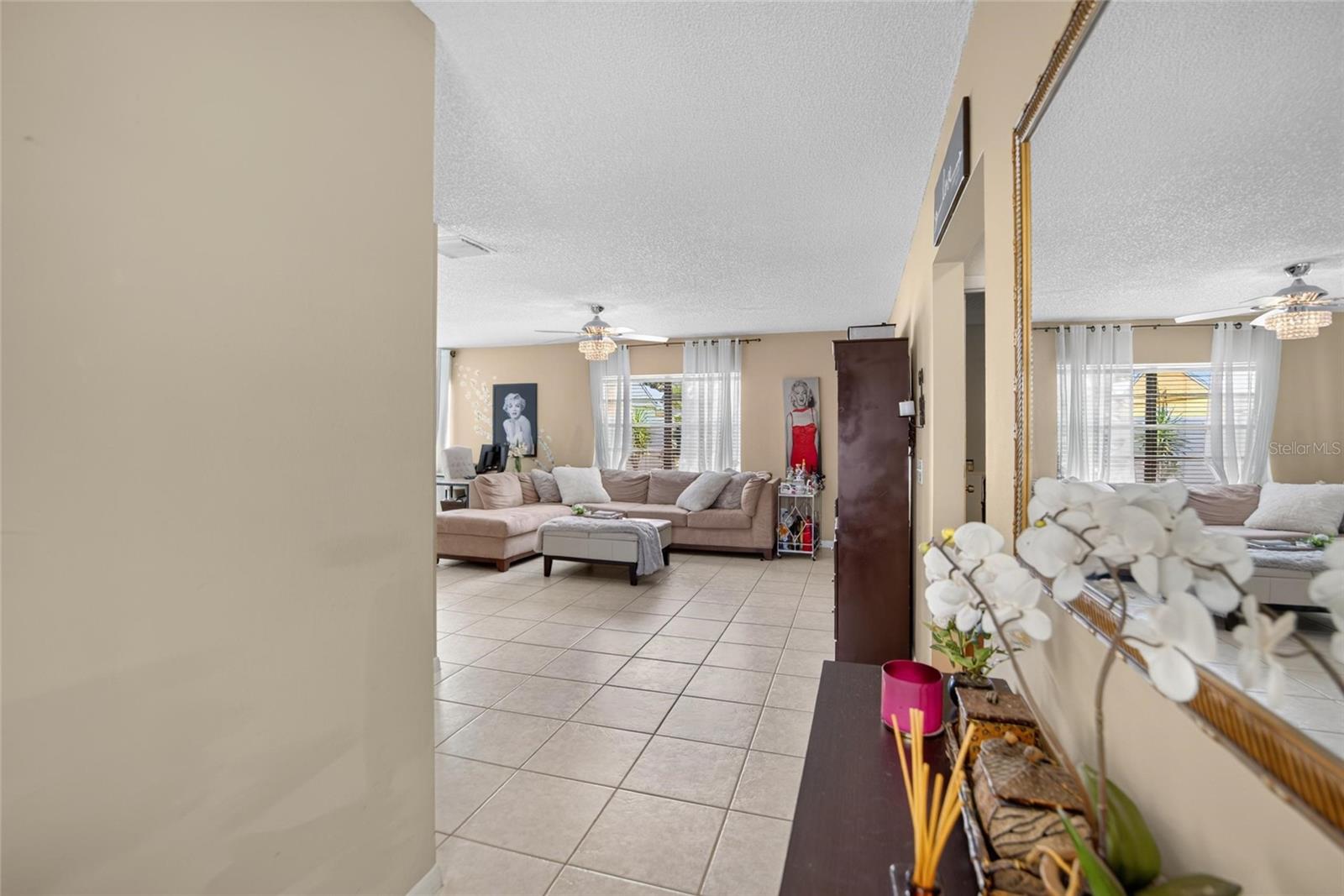 9063 DIXIANA VILLA CIR