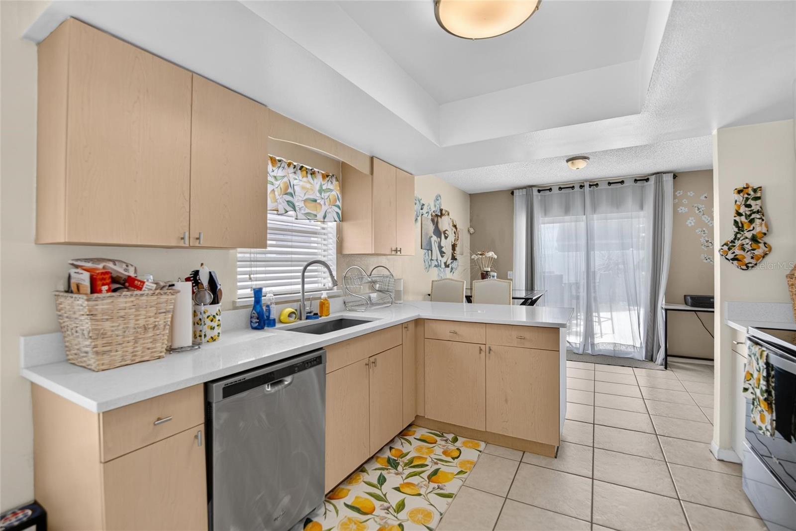 9063 DIXIANA VILLA CIR