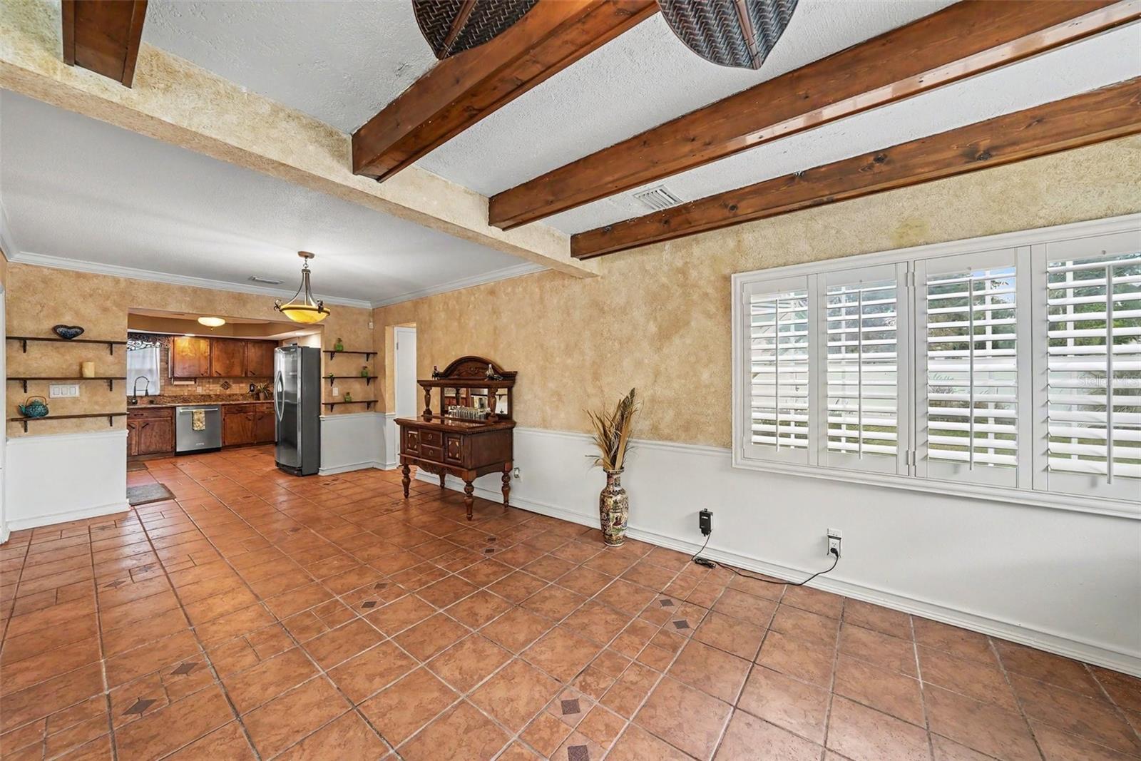 404 CLARISSA DR