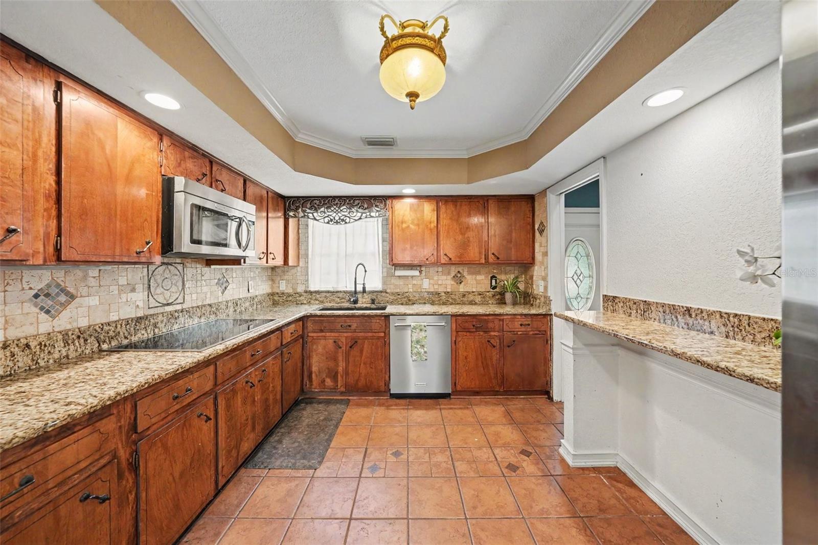 404 CLARISSA DR