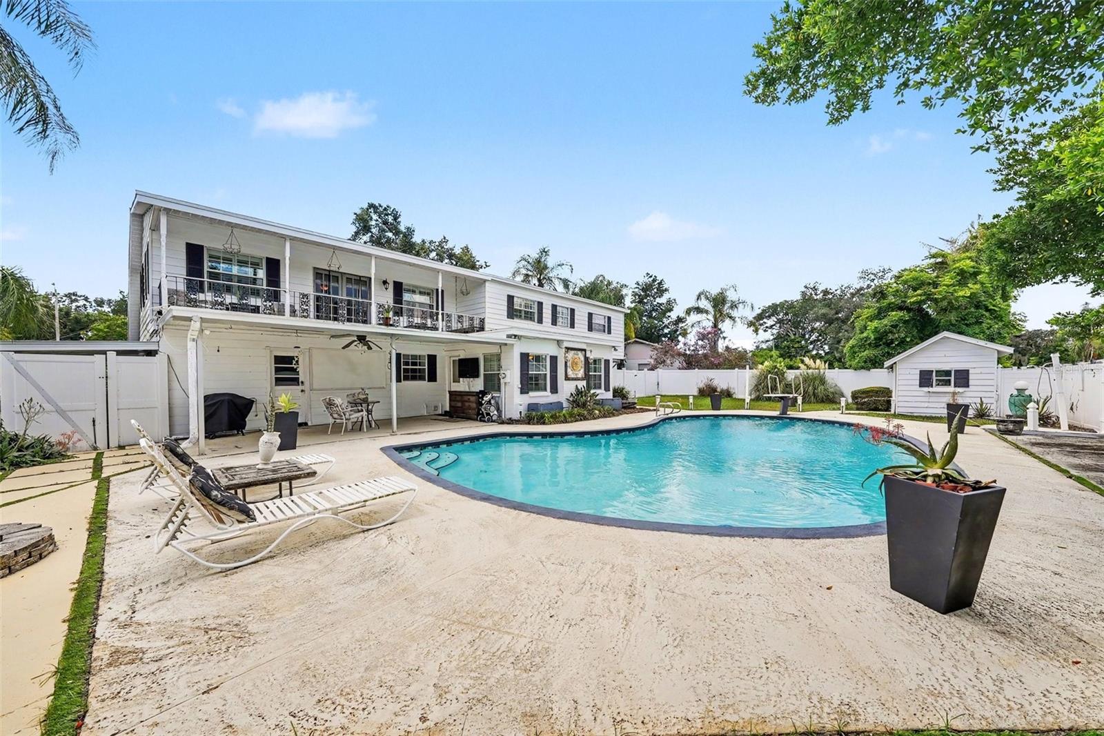404 CLARISSA DR