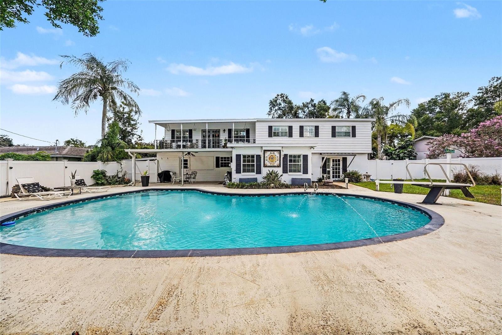 404 CLARISSA DR